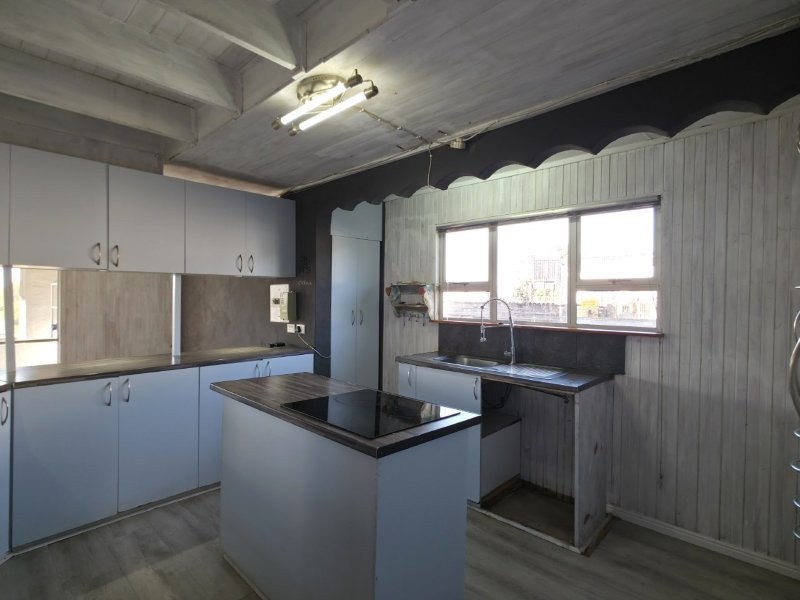 4 Bedroom Property for Sale in Aston Bay Eastern Cape